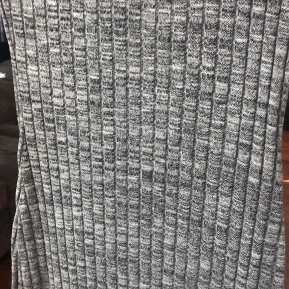 Beautiful dress! Hugs all curves. - Picture 2 of 3